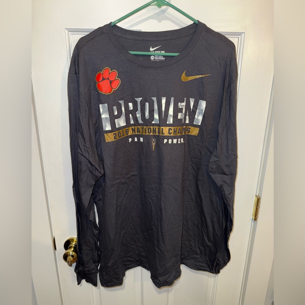 The Nike Tee Clemson 2016 National Champions XXL